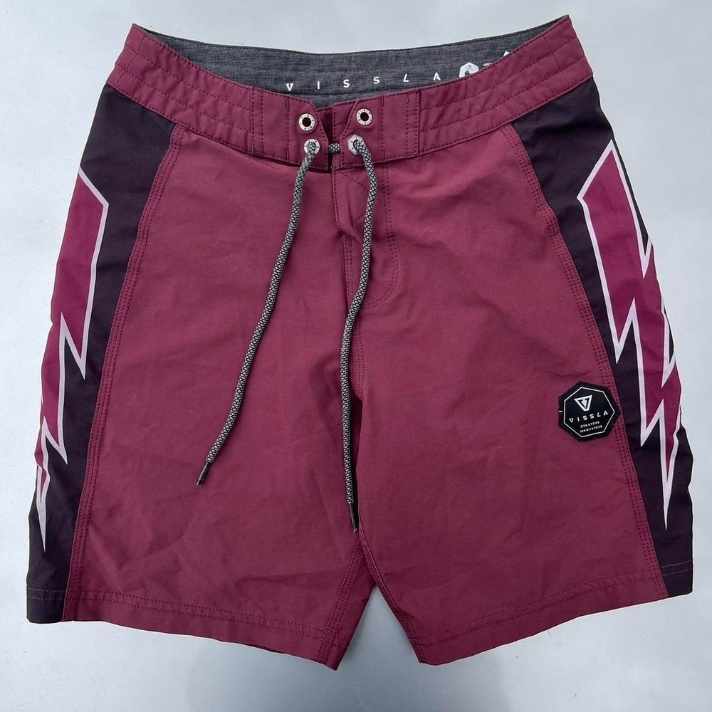 Burgundy and black Vissla swim shorts board shorts #surfstyle

26" waist